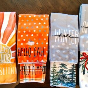 Seasonal Hand Towels